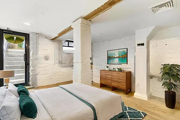 35 Lexington Avenue 1-F Clinton Hill Brooklyn NY 11216