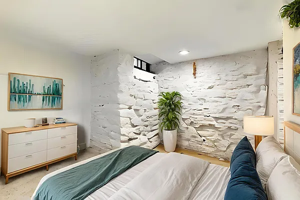 35 Lexington Avenue 1-F Clinton Hill Brooklyn NY 11216